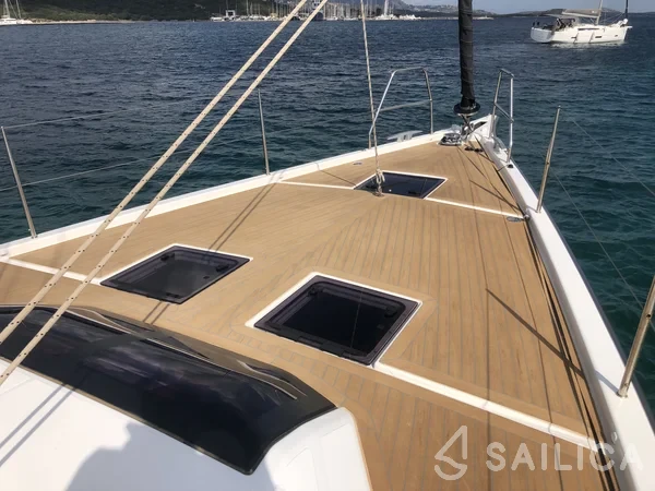 Dufour 530 - Yacht Charter Sailica