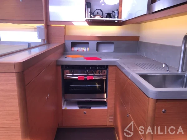 Dufour 530 - Yacht Charter Sailica