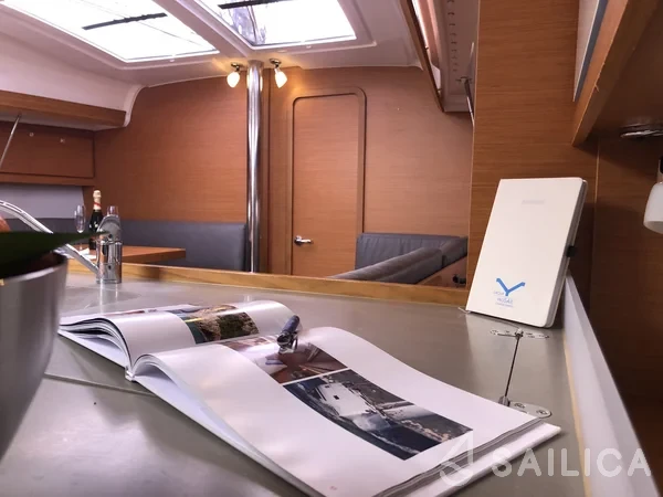 Dufour 412 GL - Yacht Charter Sailica