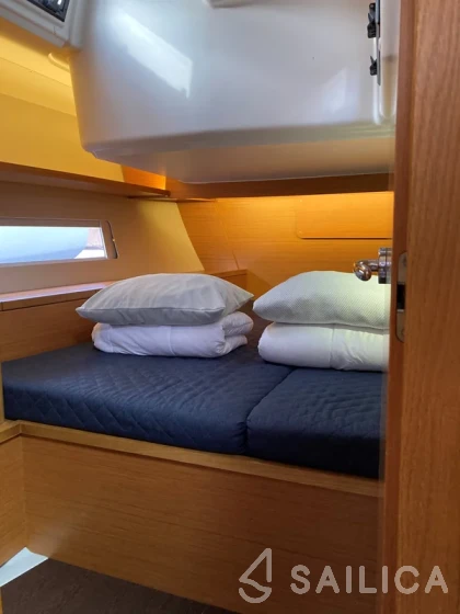 Dufour 470 - Yacht Charter Sailica