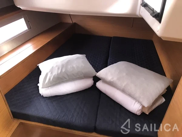 Dufour 470 - Yacht Charter Sailica