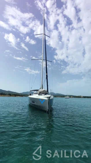 Dufour 470 - Yacht Charter Sailica