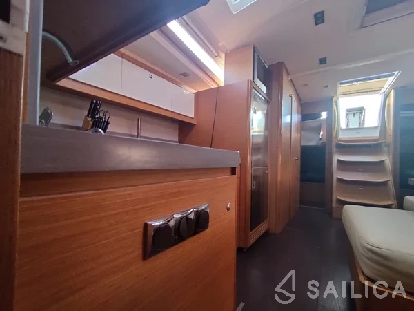 Dufour 470 - Yacht Charter Sailica