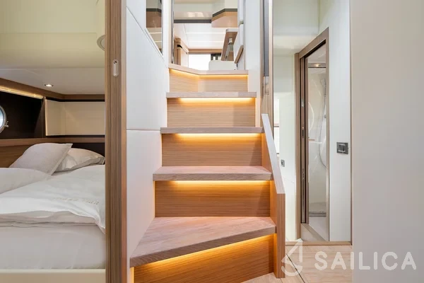 Absolute 50 Fly - Yacht Charter Sailica