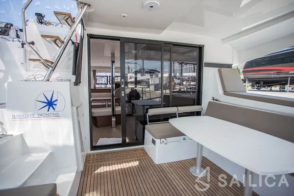 Lagoon 42 - Yacht Charter Sailica