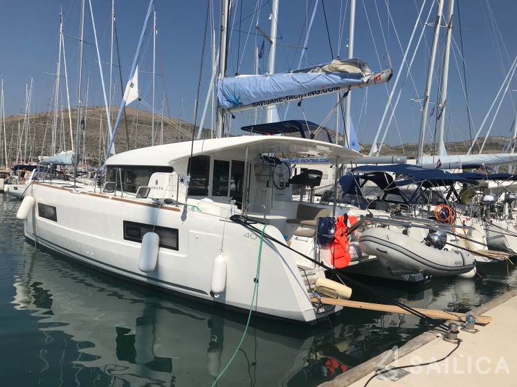 Lagoon 40 - Yacht Charter Sailica