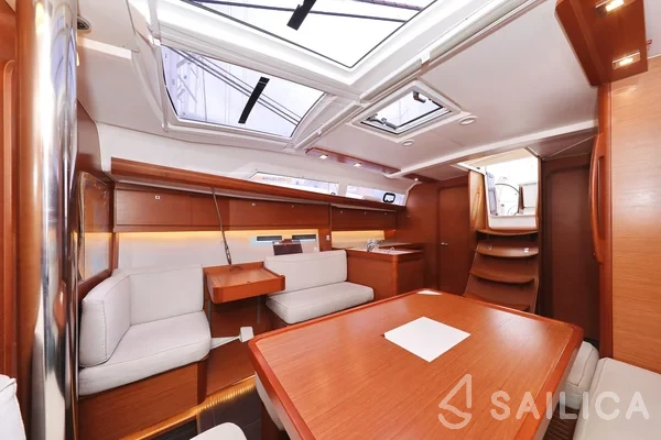 Dufour 412 GL - Yacht Charter Sailica