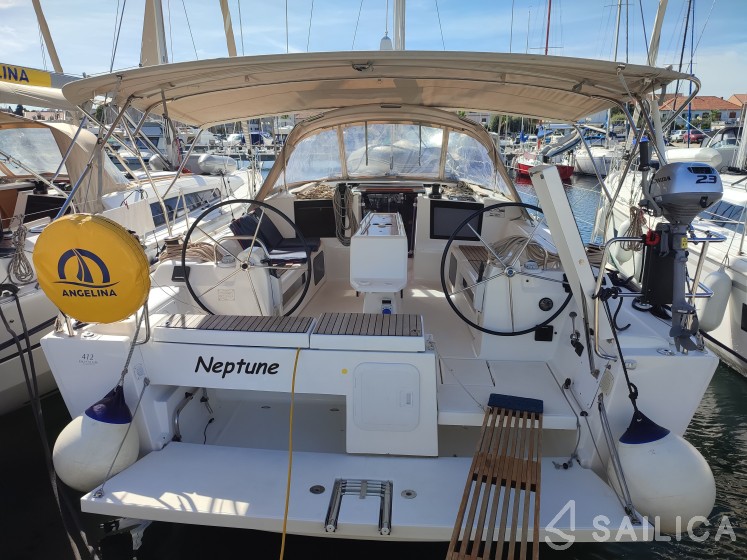 Dufour 412 GL - Yacht Charter Sailica