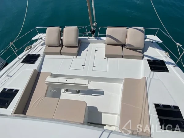 Bali 4.6 - Yacht Charter Sailica