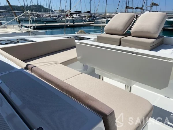 Bali 4.6 - Yacht Charter Sailica