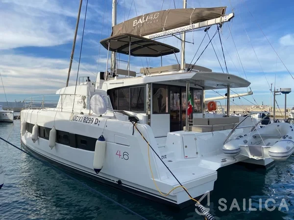 Bali 4.6 - Yacht Charter Sailica