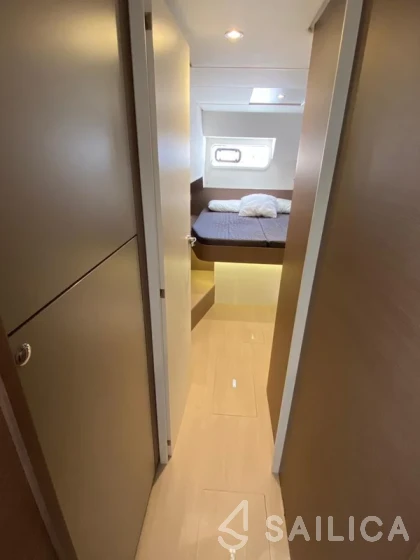 Bali 4.6 - Yacht Charter Sailica