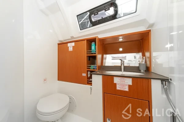 Bavaria 41 Cruiser - Yacht Charter Sailica