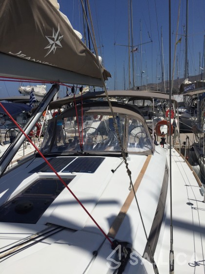 Sun Odyssey 419 - Yacht Charter Sailica