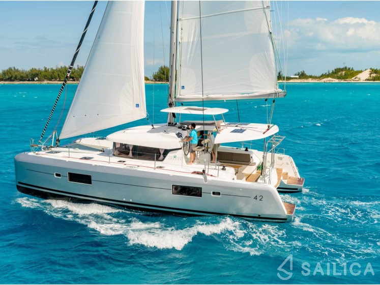 Lagoon 42 - Yacht Charter Sailica