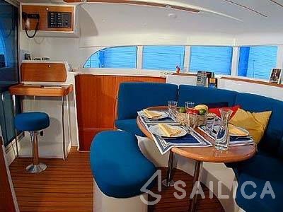 Lagoon 380 - Yacht Charter Sailica