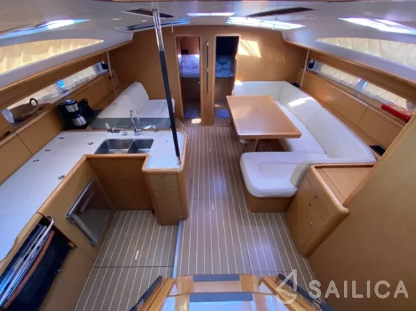 Jeanneau 53 - Yacht Charter Sailica