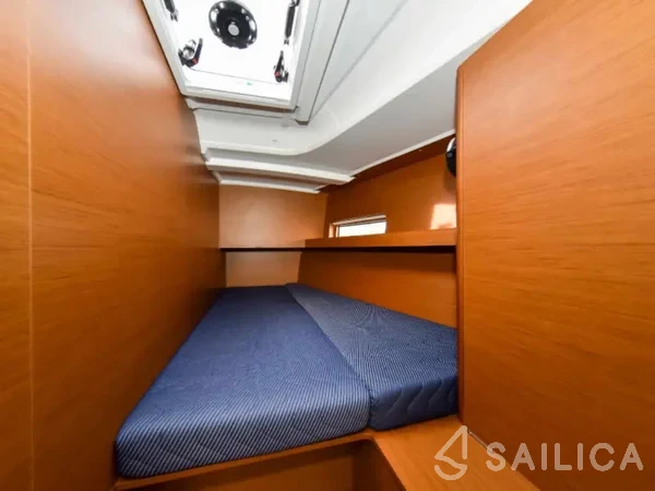 Sun Loft 47 - Yacht Charter Sailica
