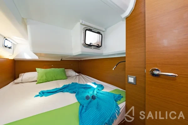 Sun Odyssey 440 - Yacht Charter Sailica