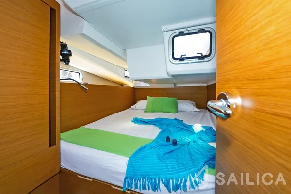 Sun Odyssey 440 - Yacht Charter Sailica