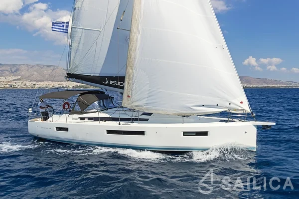 Sun Odyssey 440 - Yacht Charter Sailica