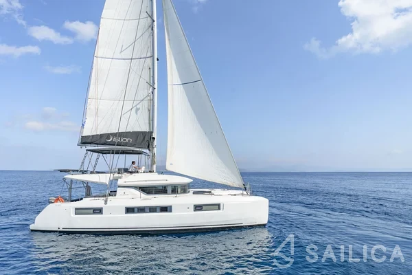 Lagoon 50 - Yacht Charter Sailica