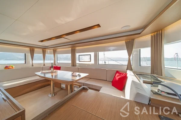 Lagoon 50 - Yacht Charter Sailica