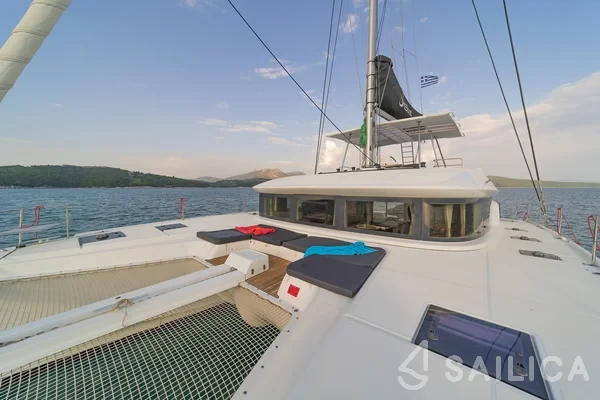 Lagoon 50 - Yacht Charter Sailica