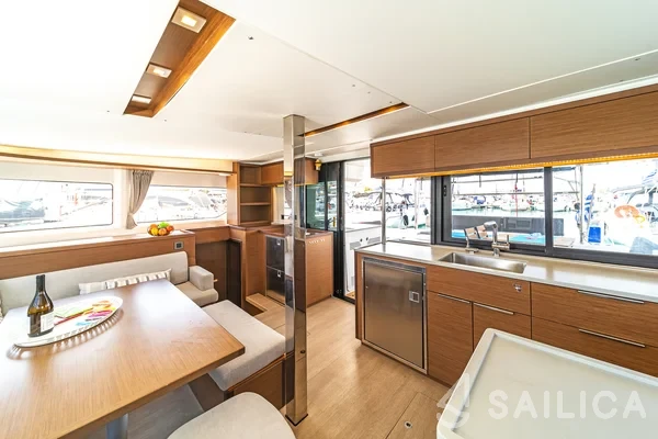 Lagoon 46  - Yacht Charter Sailica