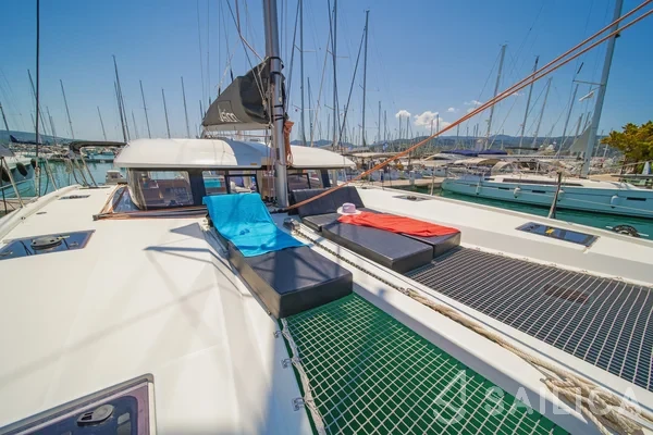 Excess 11 - Yacht Charter Sailica
