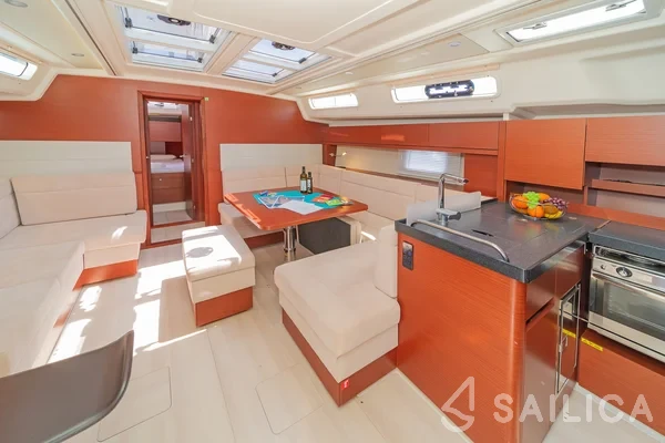 Hanse 458 - Yacht Charter Sailica