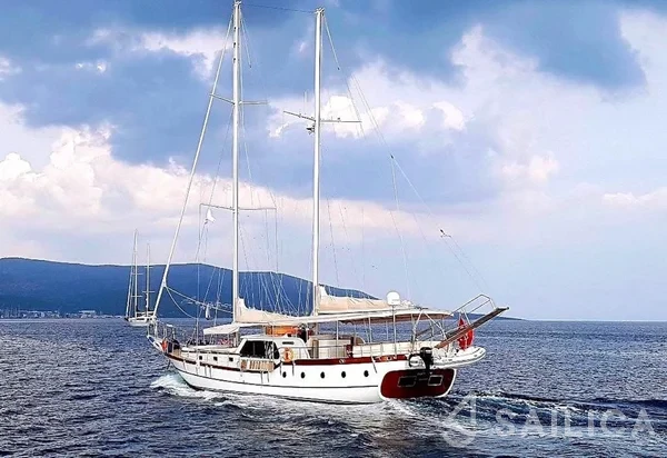 Gulet - Yacht Charter Sailica
