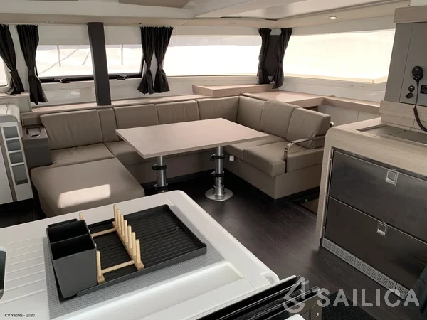 Elba 45 - Yacht Charter Sailica