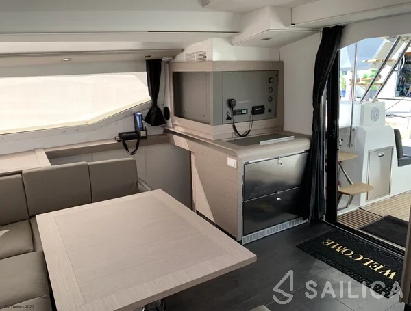 Elba 45 - Yacht Charter Sailica