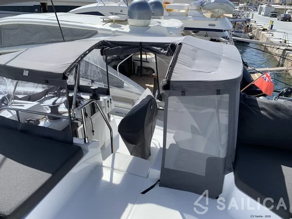 Elba 45 - Yacht Charter Sailica