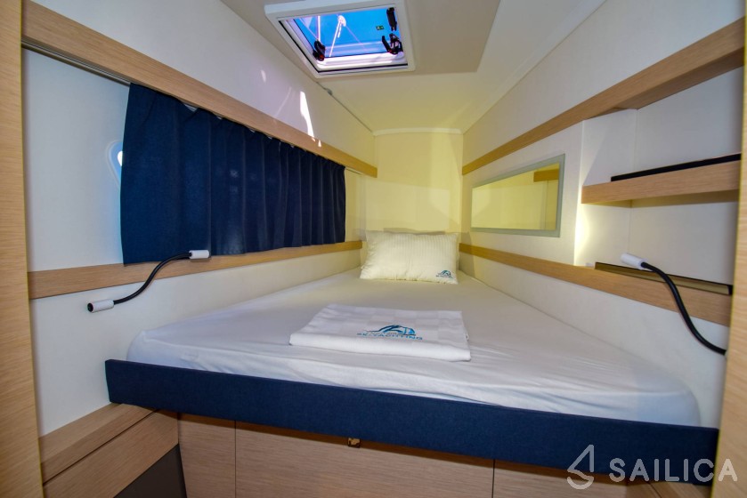 Lucia 40 - Yacht Charter Sailica