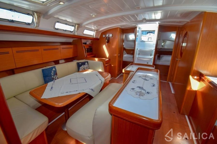 Cyclades 50.5 - Yacht Charter Sailica
