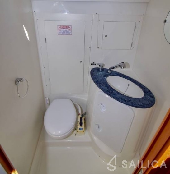Cyclades 50.5 - Yacht Charter Sailica