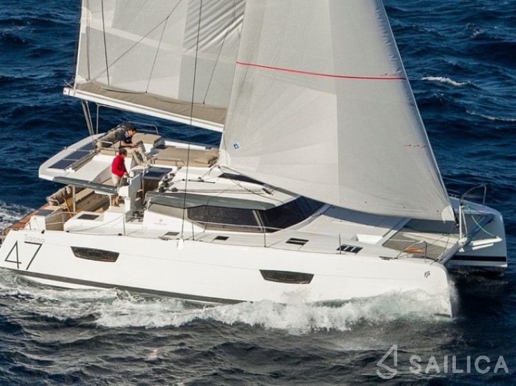 Saona 47 - Yacht Charter Sailica