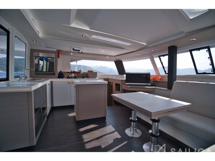 Saona 47 - Yacht Charter Sailica