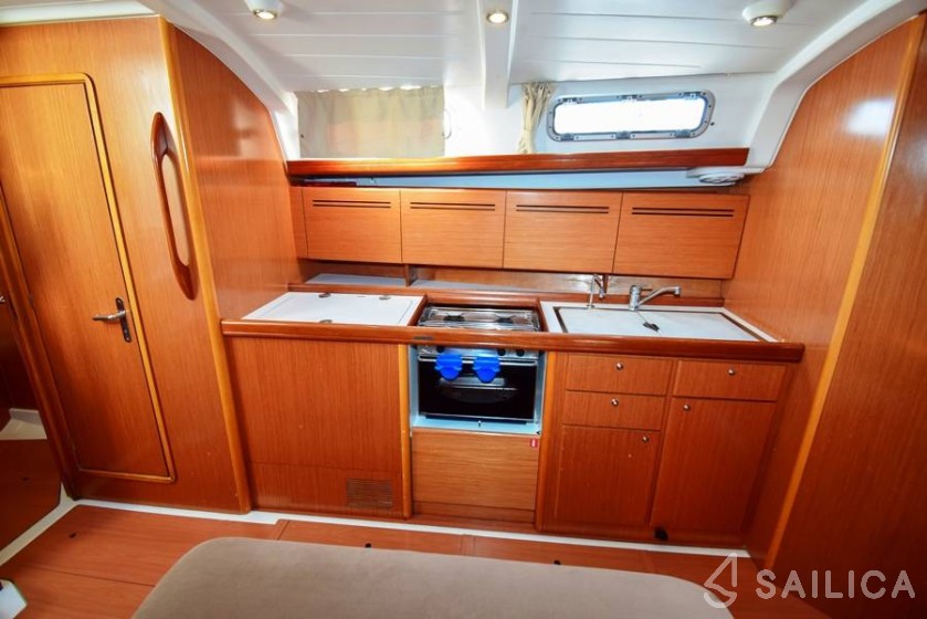 Cyclades 43.4 - Yacht Charter Sailica