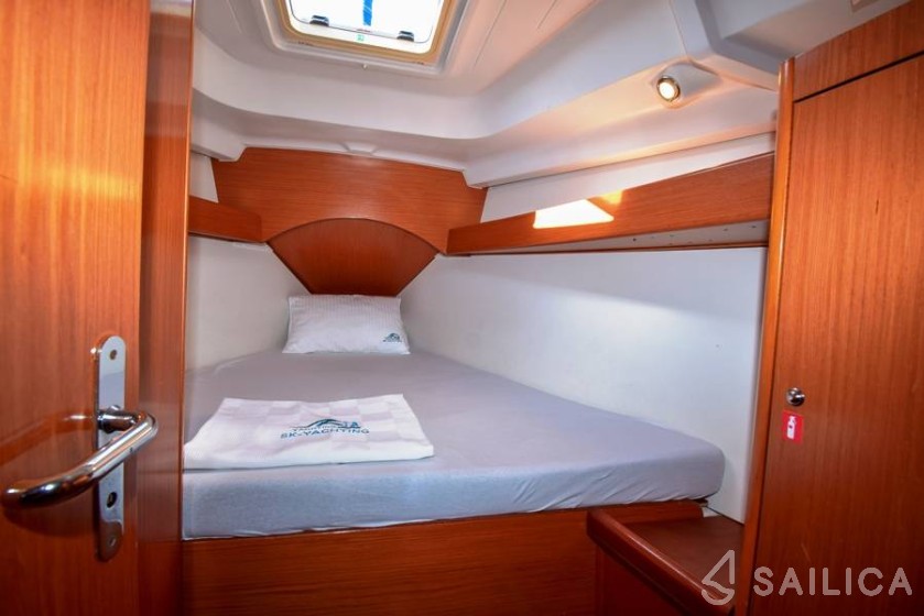 Cyclades 43.4 - Yacht Charter Sailica
