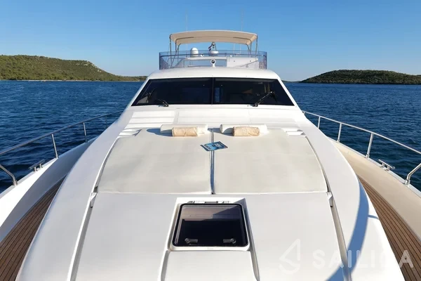 Ferretti 681 - Yacht Charter Sailica