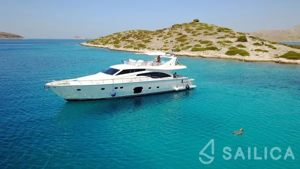 Ferretti 681 - Yacht Charter Sailica