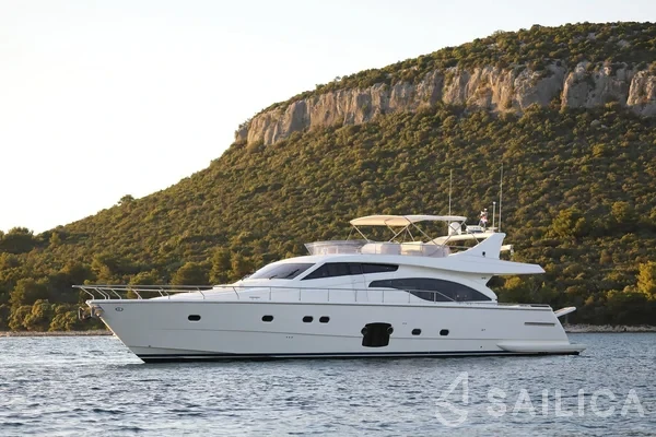Ferretti 681 - Yacht Charter Sailica