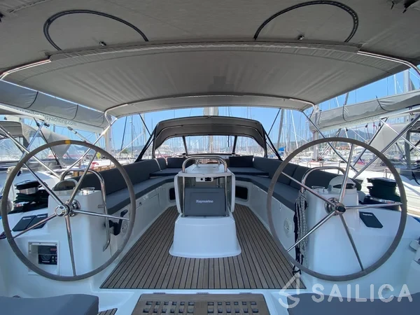 Jeanneau 53 - Yacht Charter Sailica