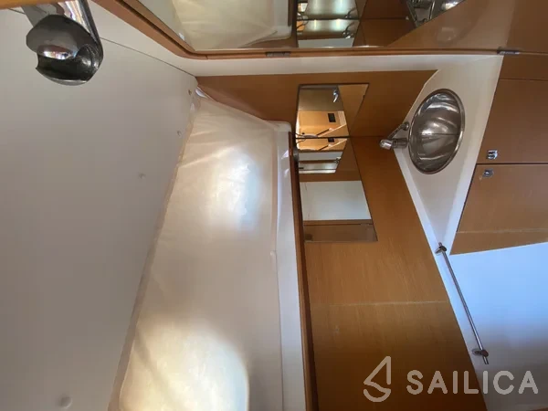 Sun Odyssey 44i - Yacht Charter Sailica