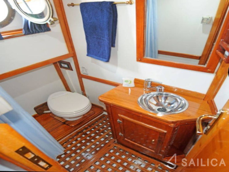 Gulet - Yacht Charter Sailica