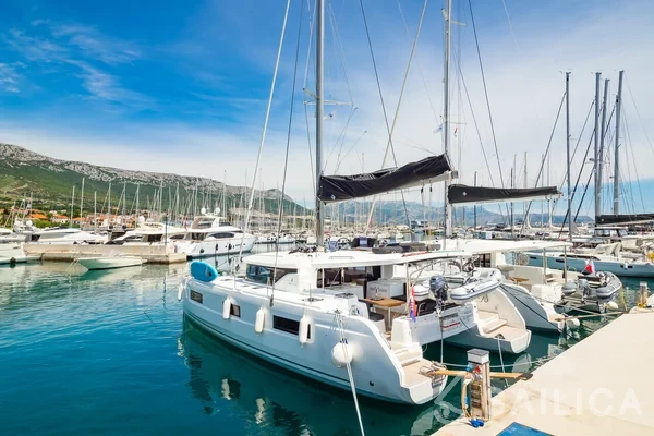 Lagoon 46  - Yacht Charter Sailica