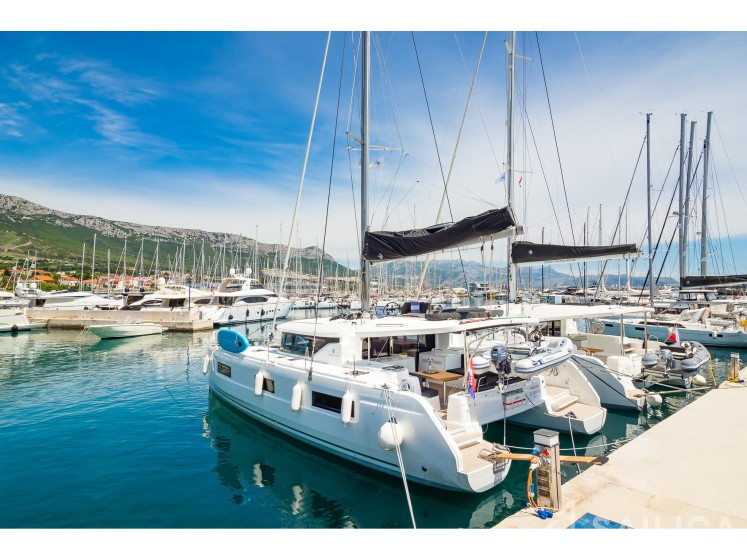 Lagoon 46  - Yacht Charter Sailica